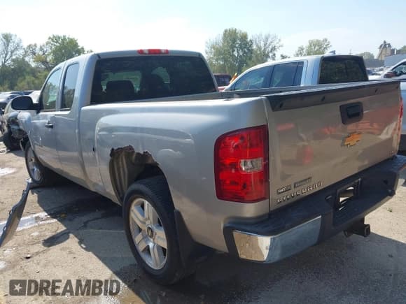 ✅ 2007 Chevrolet Silverado 1500 LTZ • VIN: 2GCEC190371708912 • Lot: 43456609. Listed on IAAI with 145,468 mi. Free auction sales archive from the USA and detailed vehicle history report at DreamBid. Image 3.