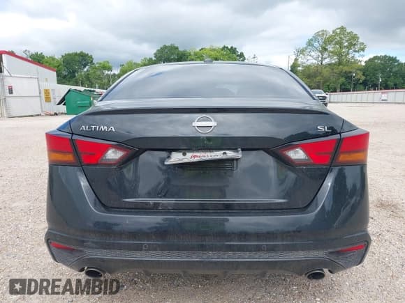 ✅ 2023 Nissan Altima SL • VIN: 1N4BL4EVXPN382844 • Lot: 42220796. Wystawiony na IAAI z przebiegiem 42 393 mil. Bezpłatny archiwum sprzedaży aukcyjnych z USA i szczegółowy raport historii pojazdu na DreamBid. Zdjęcie 16.