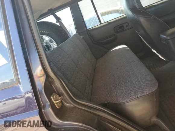 ✅ 1999 Jeep Cherokee Sport • VIN: 1J4FF68S7XL634166 • Лот: 91945095. Опубликован ранее на Copart с пробегом 171 962 миль. Бесплатный доступ к архиву аукционных продаж из США и подробный отчёт об истории автомобиля на DreamBid. Изображение 10.