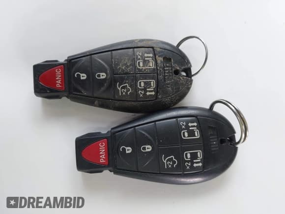 ✅ 2009 Chrysler Town & Country Touring • VIN: 2A8HR54169R536911 • Лот: 43814375. Опубликован ранее на IAAI с пробегом 186 376 миль. Бесплатный доступ к архиву аукционных продаж из США и подробный отчёт об истории автомобиля на DreamBid. Изображение 11.