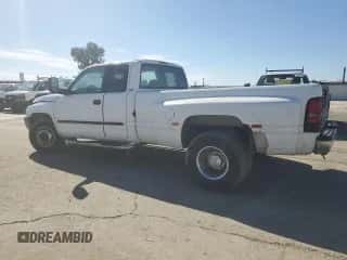 2001 Dodge 3500 z VIN 1B7MC33791J508627, wystawiony jako Copart lot #47323165 z przebiegiem 263 550 mil mil oraz Szkoda całkowita • Salvage title. Historia ofert i sprzedaży dostępna na DreamBid. Obrazek 2.