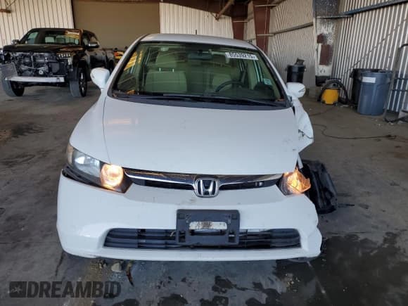 ✅ 2008 Honda Civic • VIN: JHMFA362X8S016917 • Lot: 85539215. Wystawiony na Copart z przebiegiem 149 103 mil. Bezpłatny archiwum sprzedaży aukcyjnych z USA i szczegółowy raport historii pojazdu na DreamBid. Zdjęcie 5.