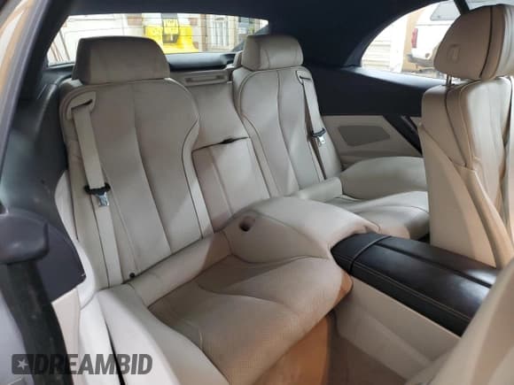 ✅ 2015 BMW 6 Series 650i xDrive • VIN: WBAYP1C51FD217065 • Lot: 82841744. Listed on Copart with 51,048 mi. Free auction sales archive from the USA and detailed vehicle history report at DreamBid. Image 10.