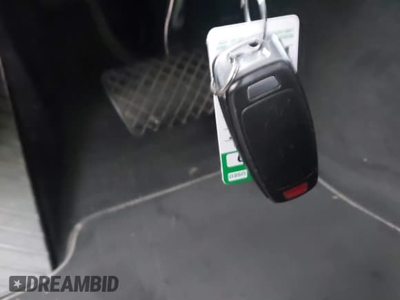 ✅ 2019 Audi Q8 Premium Plus • VIN: WA1EVAF16KD019705 • Lot: 43014880. Wystawiony na IAAI z przebiegiem 84 289 mil. Bezpłatny archiwum sprzedaży aukcyjnych z USA i szczegółowy raport historii pojazdu na DreamBid. Zdjęcie 11.