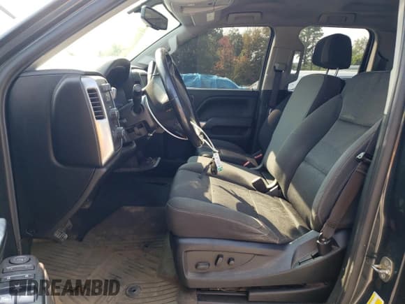 ✅ 2019 Chevrolet Silverado 1500 LT • VIN: 2GCVKPEC7K1170133 • Lot: 71253104. Wystawiony na Copart z przebiegiem 86 360 mil. Bezpłatny archiwum sprzedaży aukcyjnych z USA i szczegółowy raport historii pojazdu na DreamBid. Zdjęcie 7.