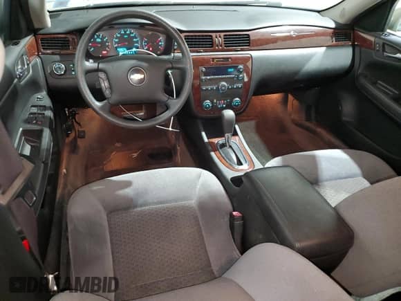 2009 Chevrolet Impala LT с VIN 2G1WT57NX91123184, выставлен на аукционе Copart как лот 81388015 с пробегом 47 603 миль миль и Списание • Salvage title. История ставок и продаж доступна на DreamBid. Изображение 8.