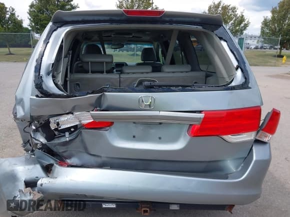 ✅ 2008 Honda Odyssey EX-L • VIN: 5FNRL38738B084846 • Lot: 43088119. Listed on IAAI with 198,113 mi. Free auction sales archive from the USA and detailed vehicle history report at DreamBid. Image 6.