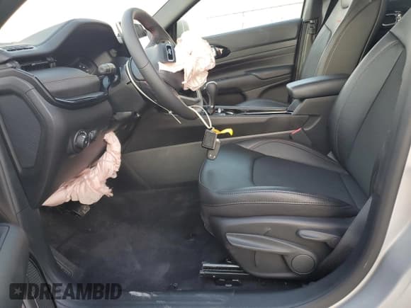 ✅ 2024 Jeep Compass Trailhawk • VIN: 3C4NJDDN0RT149654 • Лот: 66491614. Опубликован ранее на Copart с пробегом 2 828 миль. Бесплатный доступ к архиву аукционных продаж из США и подробный отчёт об истории автомобиля на DreamBid. Изображение 7.