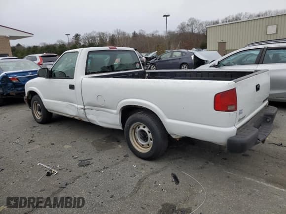 ✅ 2003 Chevrolet S-10 LS • VIN: 1GCCS14X638207972 • Lot: 87030294. Listed on Copart with 174,102 mi. Free auction sales archive from the USA and detailed vehicle history report at DreamBid. Image 2.