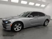 ✅ 2015 Dodge Charger SE • VIN: 2C3CDXBG4FH928648 • Lot: 84612195. Wystawiony na Copart z przebiegiem 149 311 mil. Bezpłatny archiwum sprzedaży aukcyjnych z USA i szczegółowy raport historii pojazdu na DreamBid. Zdjęcie 1.
