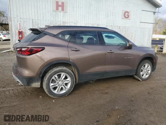 ✅ 2020 Chevrolet Blazer LT • VIN: 3GNKBCRS6LS557816 • Lot: 82681225. Listed on Copart with 68,632 mi. Free auction sales archive from the USA and detailed vehicle history report at DreamBid. Image 3.