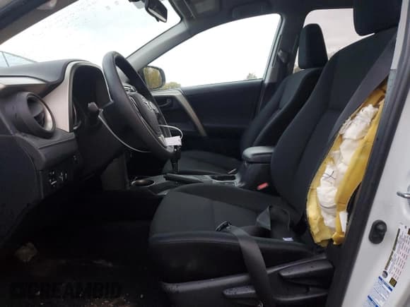 ✅ 2015 Toyota RAV4 LE • VIN: 2T3BFREV7FW332523 • Lot: 85714615. Listed on Copart with 147,455 mi. Free auction sales archive from the USA and detailed vehicle history report at DreamBid. Image 7.