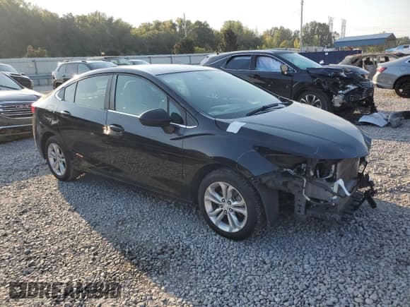 ✅ 2019 Chevrolet Cruze LT • VIN: 1G1BE5SM7K7144509 • Lot: 80732805. Listed on Copart with 123,514 mi. Free auction sales archive from the USA and detailed vehicle history report at DreamBid. Image 4.