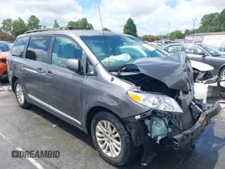 ✅ 2013 Toyota Sienna XLE AAS • VIN: 5TDYK3DC8DS357402 • Lot: 42975584. Listed on IAAI with 175,883 mi. Free auction sales archive from the USA and detailed vehicle history report at DreamBid. Image 1.