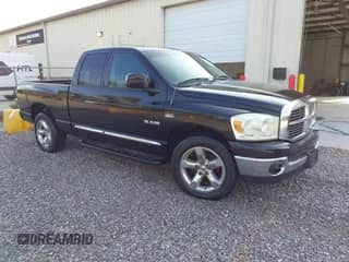 2008 Dodge 1500 SLT z VIN 1D7HA18218S594857, wystawiony jako IAAI lot #43029529 z przebiegiem 203 843 mil mil oraz . Historia ofert i sprzedaży dostępna na DreamBid. Obrazek 1.