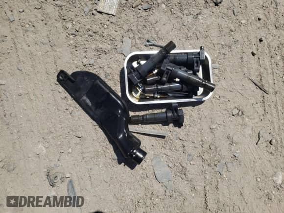 2009 Hyundai Genesis z VIN KMHGC46E49U016820, wystawiony jako Copart lot #68099544 z przebiegiem 66 940 mil mil oraz Szkoda całkowita • Salvage title. Historia ofert i sprzedaży dostępna na DreamBid. Obrazek 12.