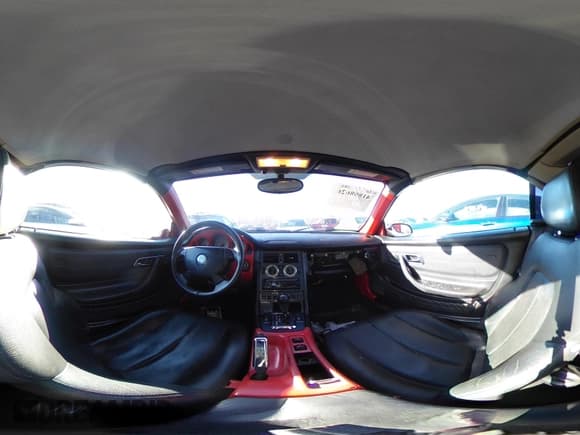 ✅ 1999 Mercedes-Benz SLK 230/320 • VIN: WDBKK47F5XF128146 • Lot: 41808626. Wystawiony na IAAI z przebiegiem 216 133 mil. Bezpłatny archiwum sprzedaży aukcyjnych z USA i szczegółowy raport historii pojazdu na DreamBid. Zdjęcie 19.