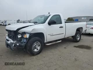 ✅ 2007 Chevrolet Silverado 2500HD Work Truck • VIN: 1GCHC24K77E511753 • Лот: 85753074. Опубликован ранее на Copart с пробегом 116 728 миль. Бесплатный доступ к архиву аукционных продаж из США и подробный отчёт об истории автомобиля на DreamBid. Изображение 1.