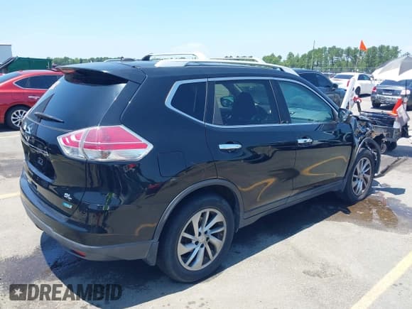 ✅ 2014 Nissan Rogue SL • VIN: 5N1AT2MT3EC817914 • Lot: 42578163. Listed on IAAI with 159,796 mi. Free auction sales archive from the USA and detailed vehicle history report at DreamBid. Image 4.