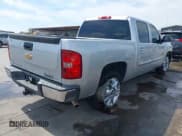 ✅ 2012 Chevrolet Silverado 1500 LT • VIN: 3GCPCSE07CG160533 • Lot: 43318825. Wystawiony na IAAI z przebiegiem 104 234 mil. Bezpłatny archiwum sprzedaży aukcyjnych z USA i szczegółowy raport historii pojazdu na DreamBid. Zdjęcie 4.