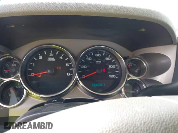 ✅ 2013 Chevrolet Silverado 2500HD Work Truck • VIN: 1GC1KVCG4DF184589 • Lot: 43727828. Wystawiony na IAAI z przebiegiem 201 125 mil. Bezpłatny archiwum sprzedaży aukcyjnych z USA i szczegółowy raport historii pojazdu na DreamBid. Zdjęcie 7.