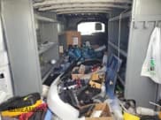 ✅ 2019 Nissan NV Cargo S • VIN: 1N6BF0KM6KN806581 • Lot: 45208285. Wystawiony na Copart z przebiegiem 162 933 mil. Bezpłatny archiwum sprzedaży aukcyjnych z USA i szczegółowy raport historii pojazdu na DreamBid. Zdjęcie 11.