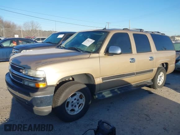✅ 2005 Chevrolet Suburban LT • VIN: 1GNEC16Z65J205789 • Lot: 38523434. Listed on IAAI with 197,393 mi. Free auction sales archive from the USA and detailed vehicle history report at DreamBid. Image 2.
