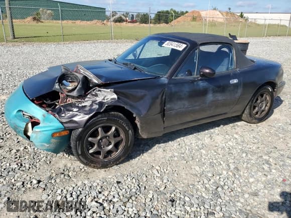 ✅ 1992 Mazda MX-5 Miata Special Edition • VIN: JM1NA3517N0325242 • Lot: 80941584. Wystawiony na Copart z przebiegiem 169 835 mil. Bezpłatny archiwum sprzedaży aukcyjnych z USA i szczegółowy raport historii pojazdu na DreamBid. Zdjęcie 1.