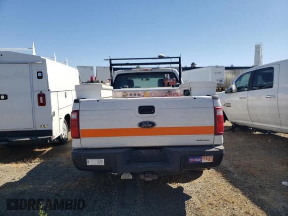 ✅ 2014 Ford F-250 XL • VIN: 1FT7X2A63EEA54976 • Lot: 68888625. Listed on Copart with 227,437 mi. Free auction sales archive from the USA and detailed vehicle history report at DreamBid. Image 6.