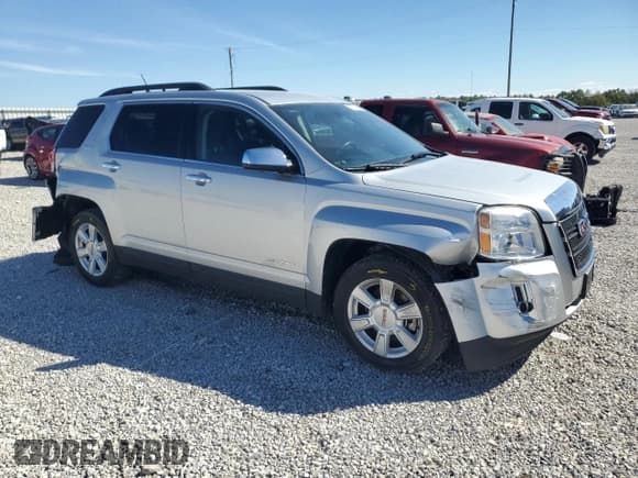 ✅ 2013 GMC Terrain SLE • VIN: 2GKFLSE35D6320075 • Лот: 85737545. Опубликован ранее на Copart с пробегом 46 840 миль. Бесплатный доступ к архиву аукционных продаж из США и подробный отчёт об истории автомобиля на DreamBid. Изображение 4.
