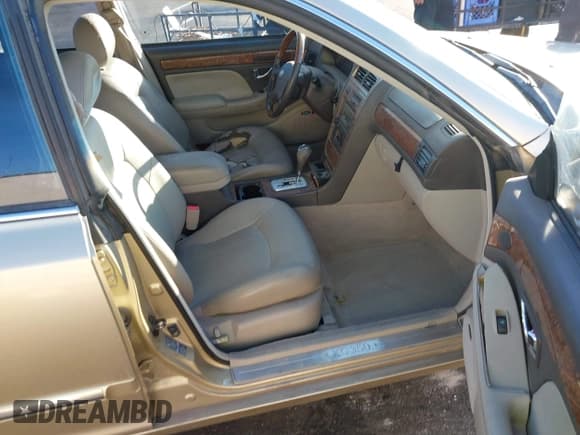 ✅ 2004 Hyundai XG • VIN: KMHFU45E94A360681 • Лот: 43910236. Опубликован ранее на IAAI с пробегом 118 132 миль. Бесплатный доступ к архиву аукционных продаж из США и подробный отчёт об истории автомобиля на DreamBid. Изображение 5.