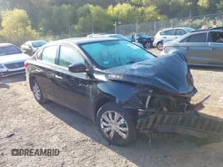 ✅ 2017 Nissan Sentra SR • VIN: 3N1AB7AP5HY211752 • Lot: 43246646. Listed on IAAI with 96,026 mi. Free auction sales archive from the USA and detailed vehicle history report at DreamBid. Image 1.