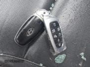 ✅ 2022 Hyundai Tucson Limited • VIN: KM8JFDA29NU054211 • Lot: 42157046. Wystawiony na IAAI z przebiegiem 27 536 mil. Bezpłatny archiwum sprzedaży aukcyjnych z USA i szczegółowy raport historii pojazdu na DreamBid. Zdjęcie 11.