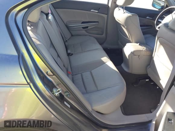 ✅ 2008 Honda Accord EX-L • VIN: JHMCP26828C010278 • Лот: 43651918. Опубликован ранее на IAAI с пробегом 211 931 миль. Бесплатный доступ к архиву аукционных продаж из США и подробный отчёт об истории автомобиля на DreamBid. Изображение 8.