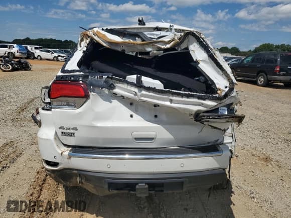 ✅ 2022 Jeep Grand Cherokee Limited • VIN: 1C4RJFBG6NC120859 • Лот: 69646365. Опубликован ранее на Copart с пробегом Не указан. Бесплатный доступ к архиву аукционных продаж из США и подробный отчёт об истории автомобиля на DreamBid. Изображение 6.