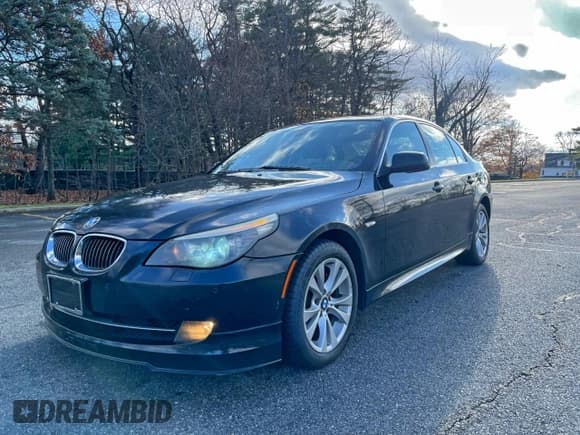 ✅ 2010 BMW 5 Series 535i xDrive • VIN: WBANV9C5XAC139424 • Lot: 95256675. Wystawiony na Copart z przebiegiem 138 664 mil. Bezpłatny archiwum sprzedaży aukcyjnych z USA i szczegółowy raport historii pojazdu na DreamBid. Zdjęcie 2.