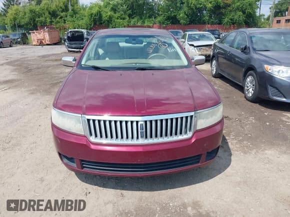 ✅ 2006 Lincoln Zephyr • VIN: 3LNHM261X6R643866 • Lot: 42883037. Listed on IAAI with 132,397 mi. Free auction sales archive from the USA and detailed vehicle history report at DreamBid. Image 12.