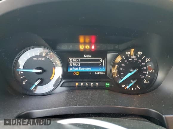 ✅ 2018 Ford Explorer • VIN: 1FM5K8BH4JGB11799 • Lot: 72602284. Wystawiony na Copart z przebiegiem 144 380 mil. Bezpłatny archiwum sprzedaży aukcyjnych z USA i szczegółowy raport historii pojazdu na DreamBid. Zdjęcie 9.