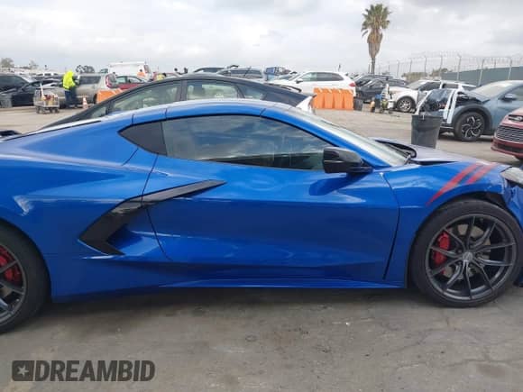 2021 Chevrolet Corvette 2LT с VIN 1G1YB2D43M5118065, выставлен на аукционе IAAI как лот 42110351 с пробегом 34 273 миль миль и . История ставок и продаж доступна на DreamBid. Изображение 13.