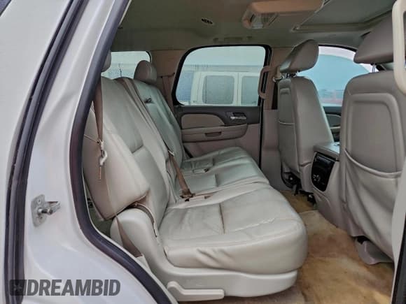 ✅ 2008 Chevrolet Tahoe 3LT • VIN: 1GNFC13038R133935 • Lot: 94393355. Listed on Copart with 174,047 mi. Free auction sales archive from the USA and detailed vehicle history report at DreamBid. Image 11.