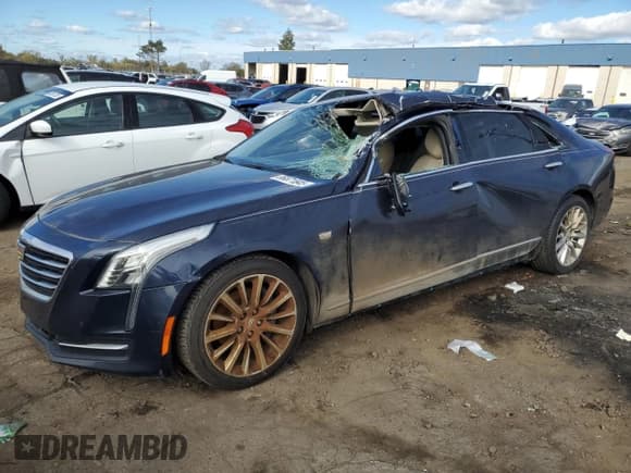 ✅ 2017 Cadillac CT6 AWD • VIN: 1G6KB5RS3HU135789 • Лот: 86871845. Опубликован ранее на Copart с пробегом Не указан. Бесплатный доступ к архиву аукционных продаж из США и подробный отчёт об истории автомобиля на DreamBid. Изображение 1.