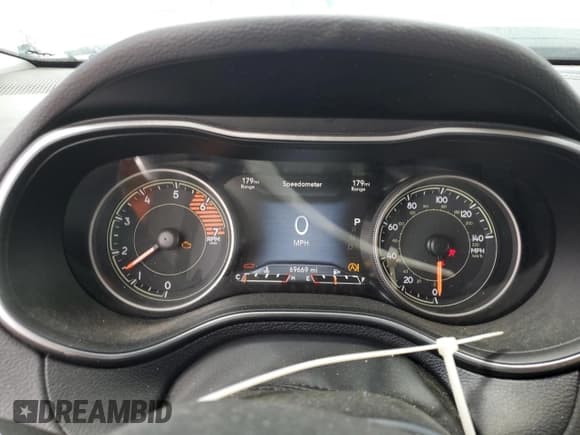 ✅ 2019 Jeep Cherokee Limited • VIN: 1C4PJLDN2KD284858 • Lot: 62315205. Wystawiony na Copart z przebiegiem 69 669 mil. Bezpłatny archiwum sprzedaży aukcyjnych z USA i szczegółowy raport historii pojazdu na DreamBid. Zdjęcie 9.