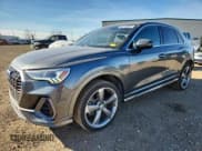 ✅ 2019 Audi Q3 S line Premium Plus • VIN: WA1EECF36K1080518 • Лот: 90140045. Опубликован ранее на Copart с пробегом 48 572 миль. Бесплатный доступ к архиву аукционных продаж из США и подробный отчёт об истории автомобиля на DreamBid. Изображение 1.