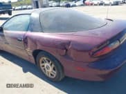 ✅ 1995 Chevrolet Camaro Z28 • VIN: 2G1FP22P0S2119513 • Lot: 43380303. Wystawiony na IAAI z przebiegiem 178 917 mil. Bezpłatny archiwum sprzedaży aukcyjnych z USA i szczegółowy raport historii pojazdu na DreamBid. Zdjęcie 6.