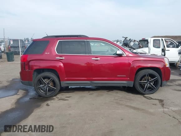 ✅ 2012 GMC Terrain SLE-2 • VIN: 2GKFLTEK0C6303700 • Lot: 43515016. Wystawiony na IAAI z przebiegiem 149 432 mil. Bezpłatny archiwum sprzedaży aukcyjnych z USA i szczegółowy raport historii pojazdu na DreamBid. Zdjęcie 14.