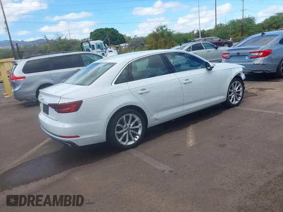 ✅ 2019 Audi A4 Premium • VIN: WAUGMAF4XKA037733 • Лот: 42889039. Опубликован ранее на IAAI с пробегом 83 762 миль. Бесплатный доступ к архиву аукционных продаж из США и подробный отчёт об истории автомобиля на DreamBid. Изображение 4.