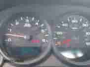 2009 Chevrolet Silverado 1500 Work Truck z VIN 1GCEC14X99Z146237, wystawiony jako IAAI lot #42499184 z przebiegiem 174 843 mil mil oraz . Historia ofert i sprzedaży dostępna na DreamBid. Obrazek 7.