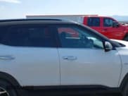 ✅ 2023 Kia Seltos SX • VIN: KNDETCA21P7455438 • Lot: 42474118. Wystawiony na IAAI z przebiegiem 35 735 mil. Bezpłatny archiwum sprzedaży aukcyjnych z USA i szczegółowy raport historii pojazdu na DreamBid. Zdjęcie 14.