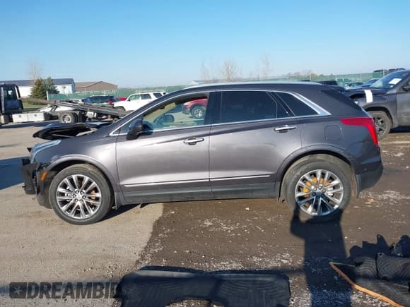 ✅ 2017 Cadillac XT5 Platinum AWD • VIN: 1GYKNFRS7HZ192746 • Lot: 43721747. Listed on IAAI with 72,703 mi. Free auction sales archive from the USA and detailed vehicle history report at DreamBid. Image 13.