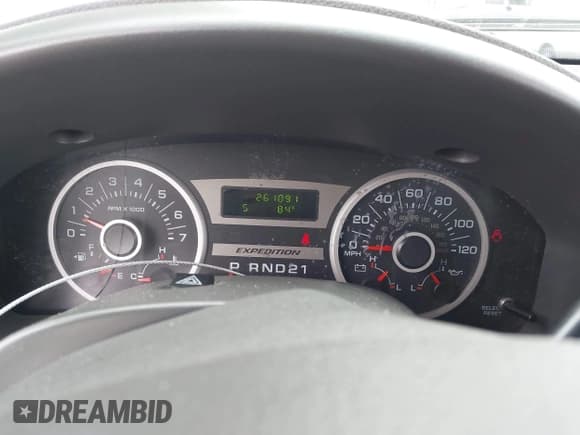✅ 2006 Ford Expedition Special Service • VIN: 1FMPU15516LA07183 • Lot: 42896664. Wystawiony na IAAI z przebiegiem 261 091 mil. Bezpłatny archiwum sprzedaży aukcyjnych z USA i szczegółowy raport historii pojazdu na DreamBid. Zdjęcie 7.